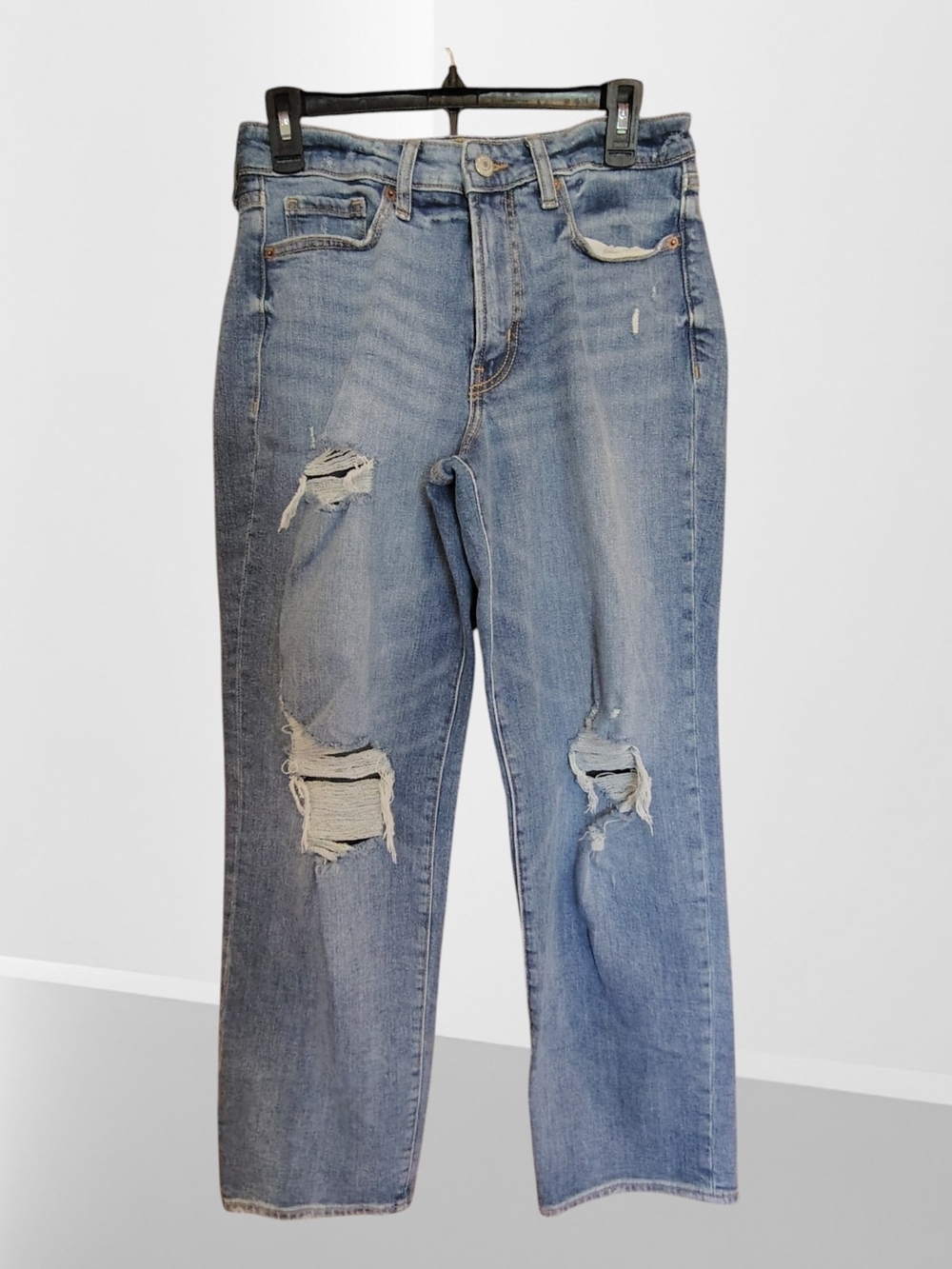 Old Navy Light Blue Distressed Boyfriend Jeans